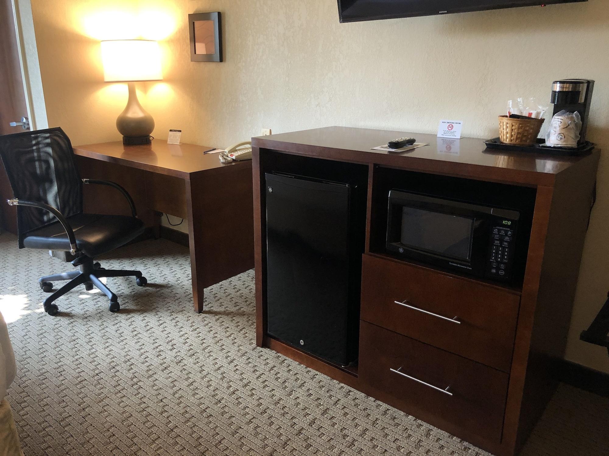 Comfort Inn & Suites Rogersville Екстериор снимка