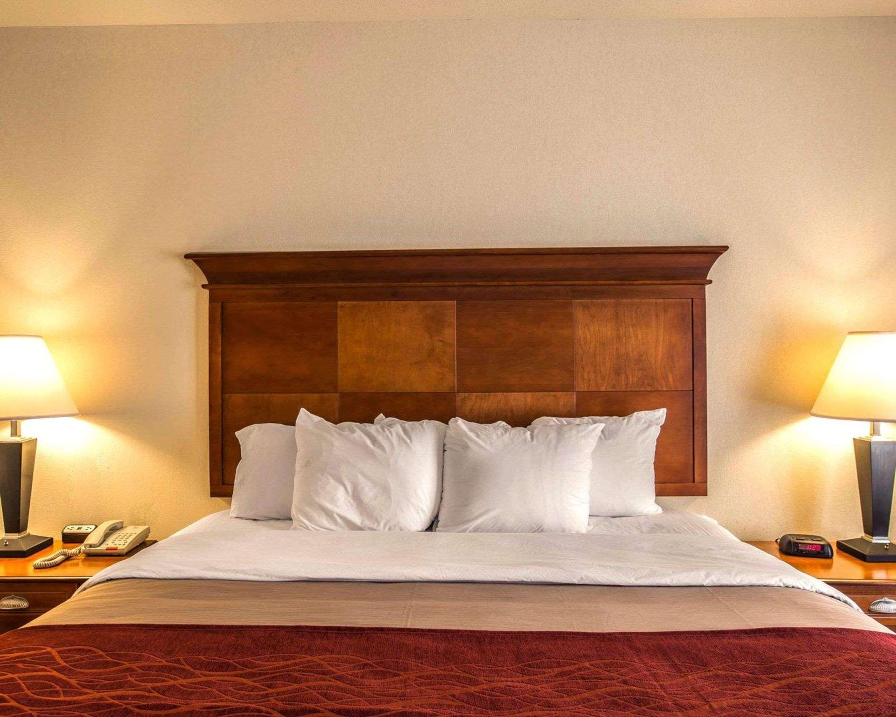 Comfort Inn & Suites Rogersville Екстериор снимка