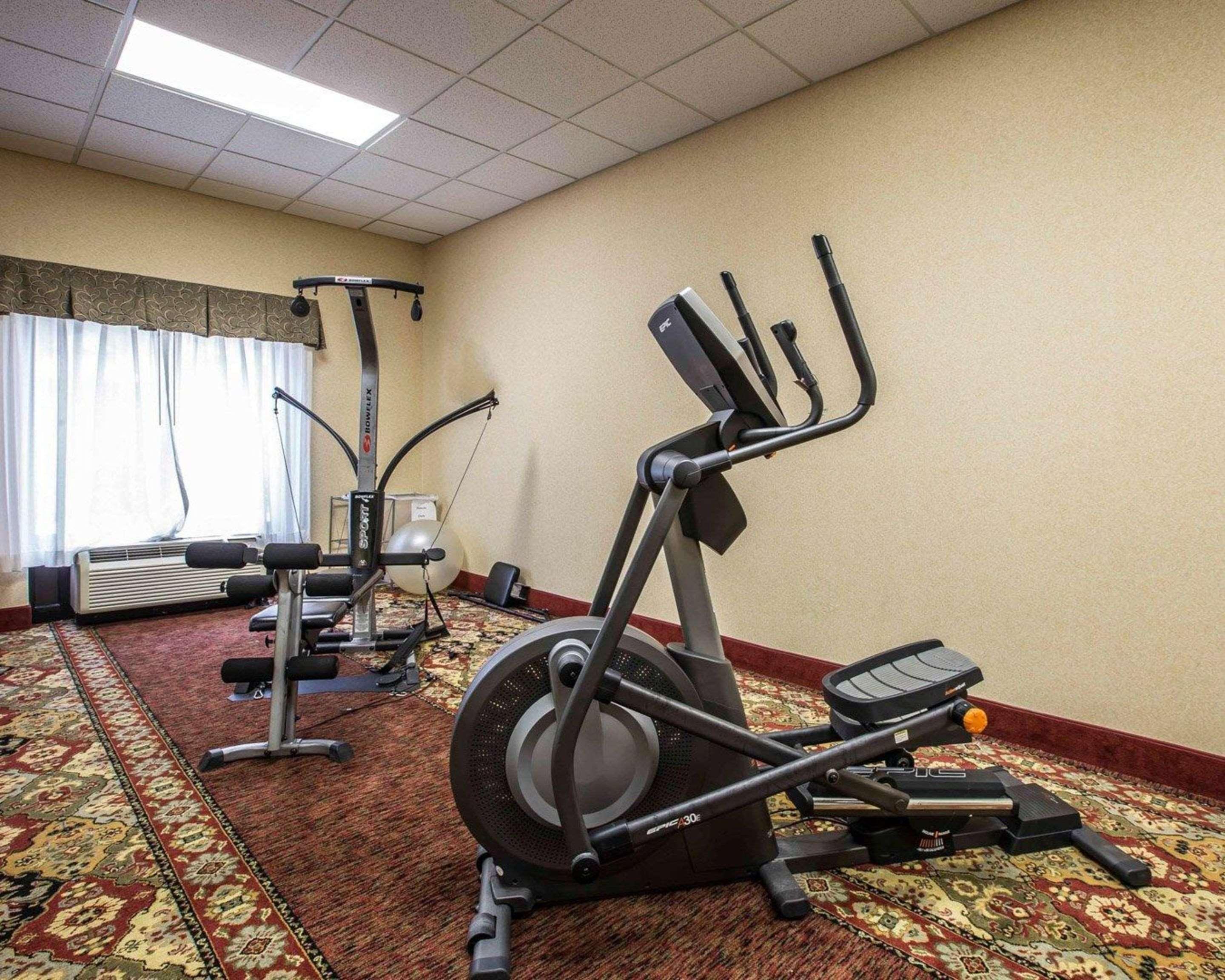 Comfort Inn & Suites Rogersville Екстериор снимка