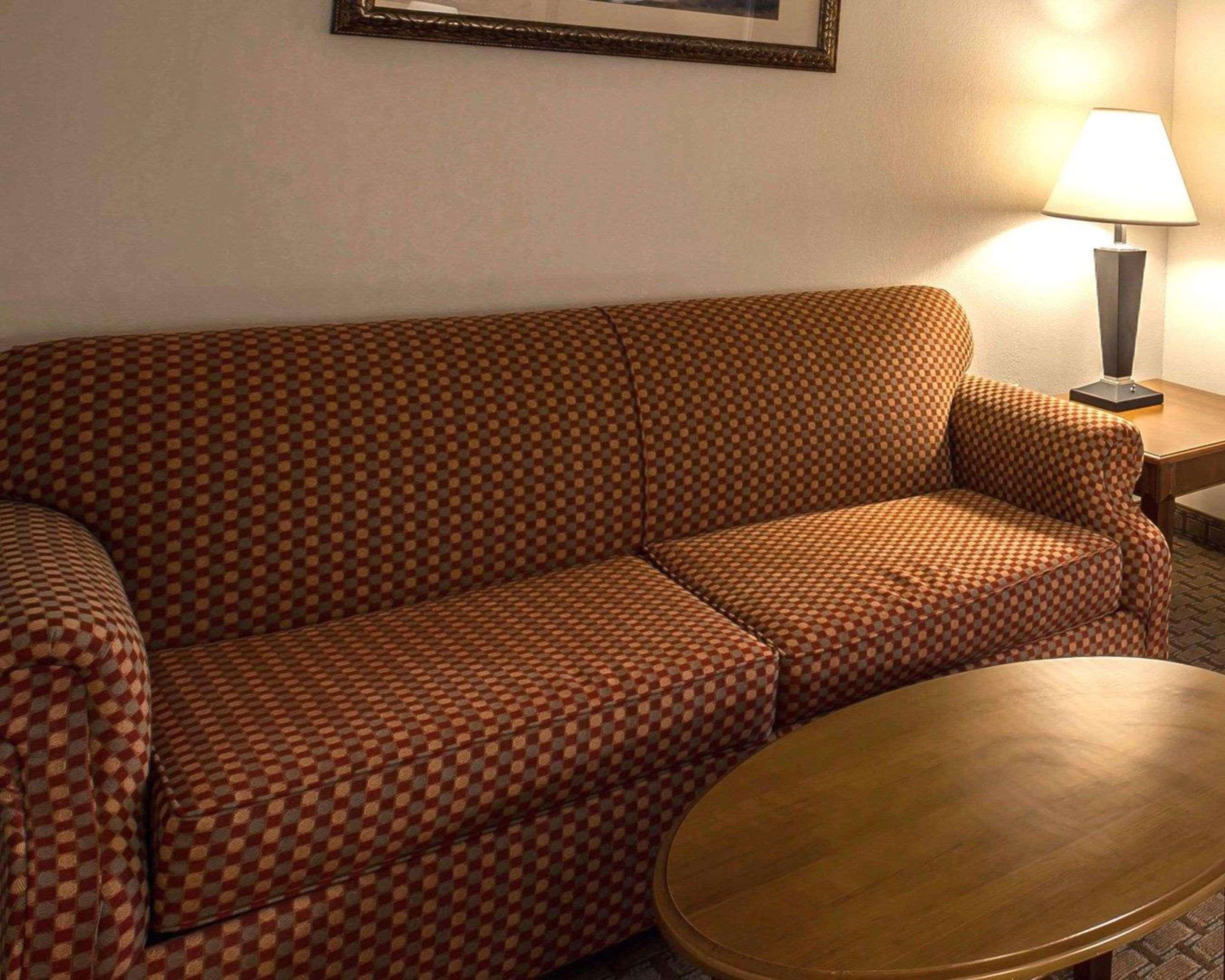 Comfort Inn & Suites Rogersville Екстериор снимка