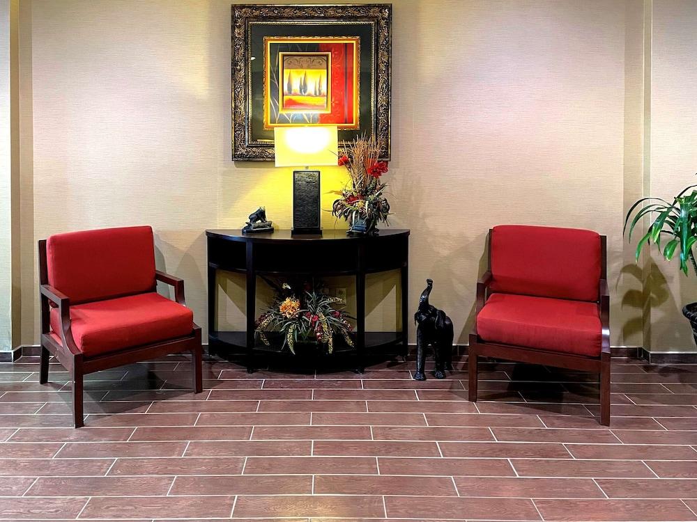 Comfort Inn & Suites Rogersville Екстериор снимка